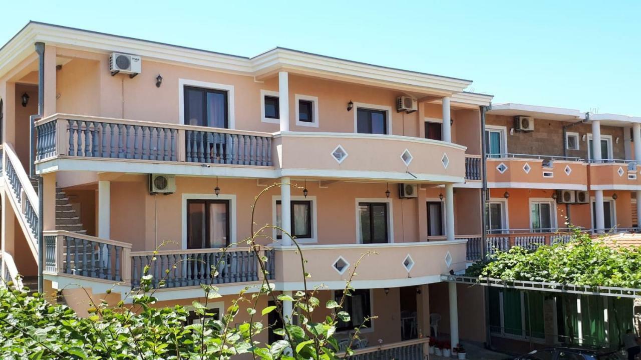 Rooms Ibrocevic Улцинь Екстер'єр фото